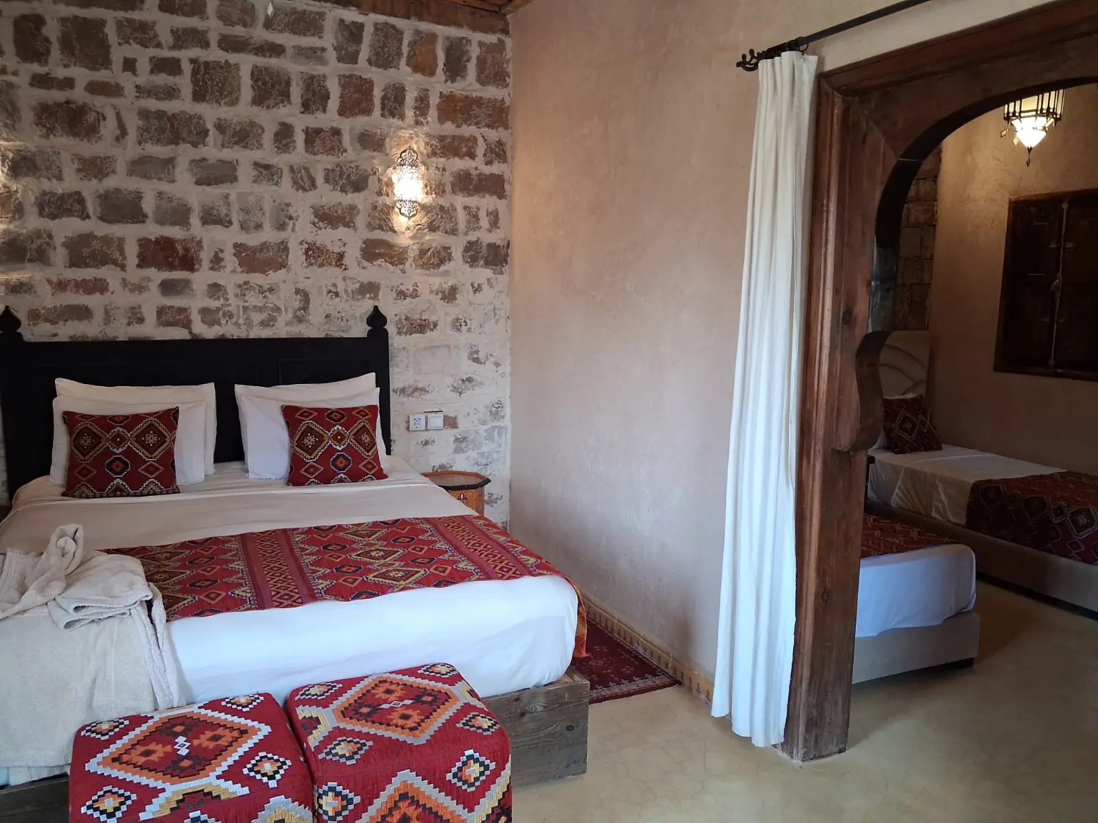 Double Room with Mountain View (Family), Door 1, Chambre d’hôtes Aya, Ouzoud — wide view of the room